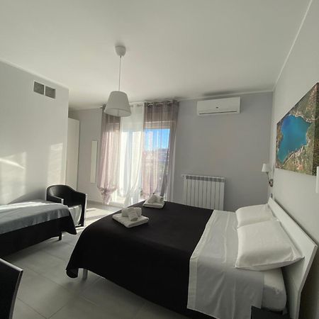 Colline Del Sole Bed & Breakfast San Salvo Bagian luar foto