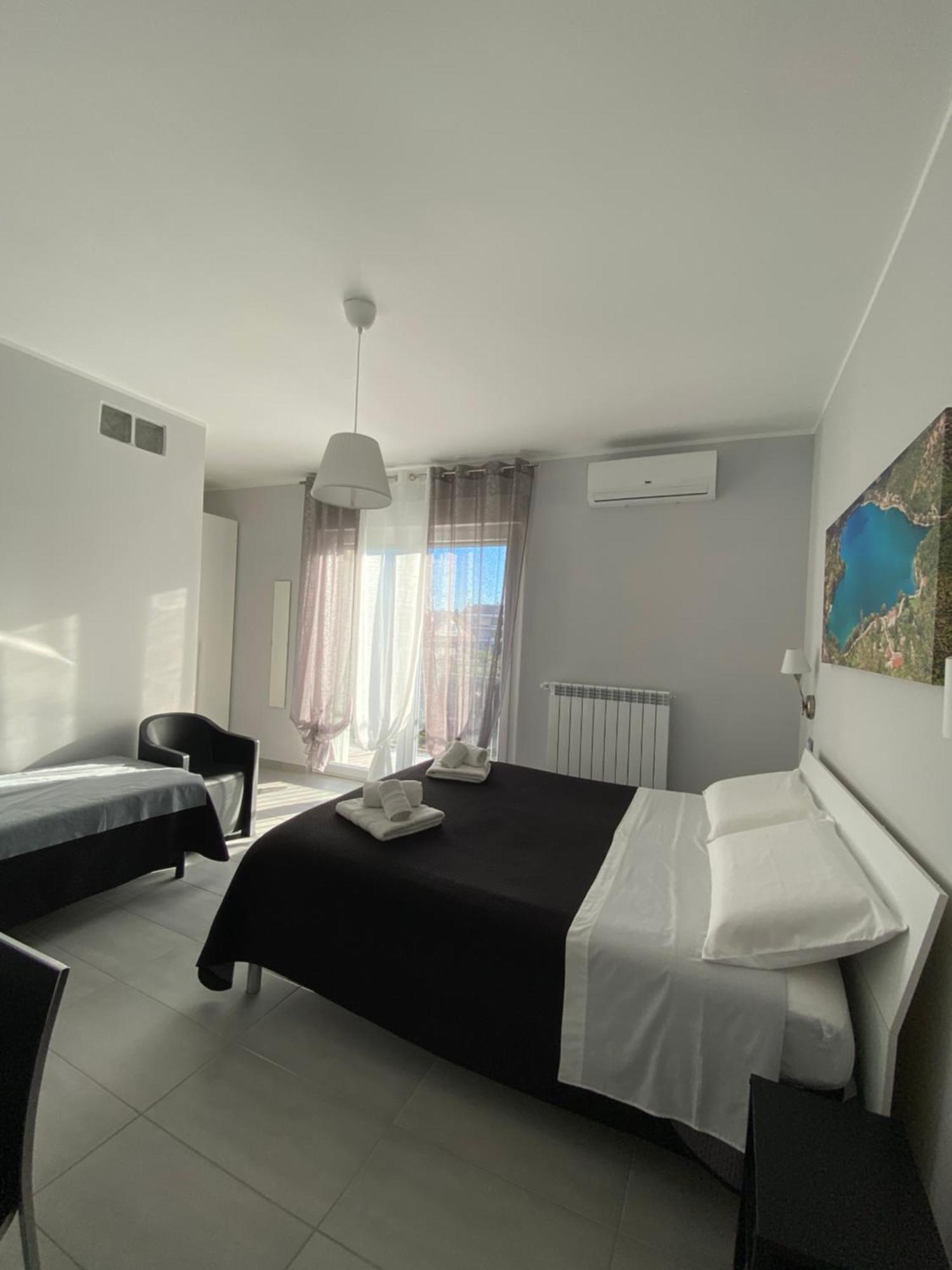 Colline Del Sole Bed & Breakfast San Salvo Bagian luar foto