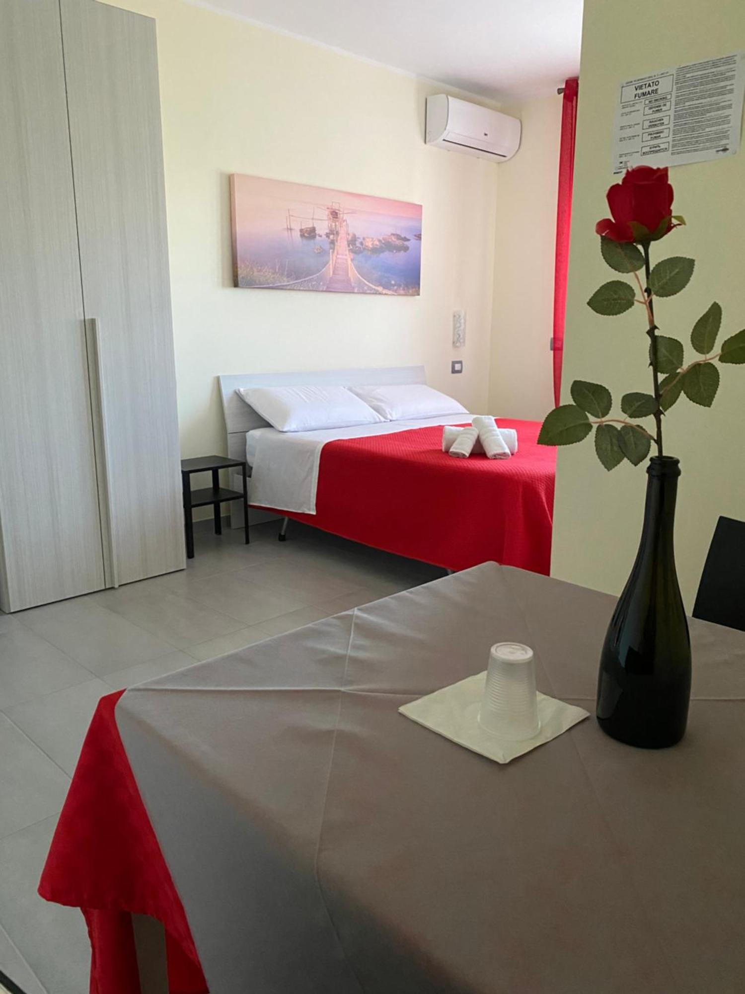 Colline Del Sole Bed & Breakfast San Salvo Bagian luar foto